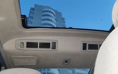 Toyota Regius, 1997 год, 860 000 рублей, 11 фотография