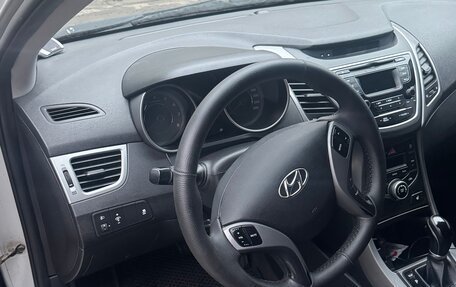 Hyundai Elantra V, 2015 год, 1 050 000 рублей, 9 фотография