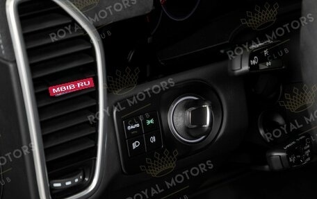 Porsche Cayenne III, 2022 год, 23 000 000 рублей, 17 фотография