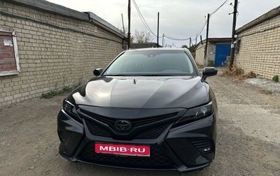 Toyota Camry, 2018 год, 2 250 000 рублей, 1 фотография