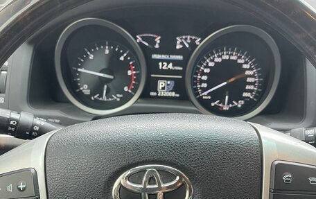 Toyota Land Cruiser 200, 2012 год, 3 900 000 рублей, 1 фотография