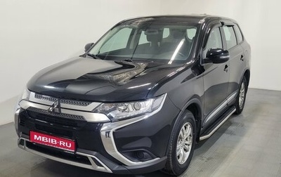 Mitsubishi Outlander III рестайлинг 3, 2019 год, 1 830 000 рублей, 1 фотография