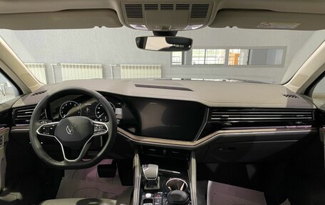 Volkswagen Touareg III, 2025 год, 8 700 000 рублей, 11 фотография