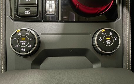 Volkswagen Touareg III, 2025 год, 8 700 000 рублей, 23 фотография