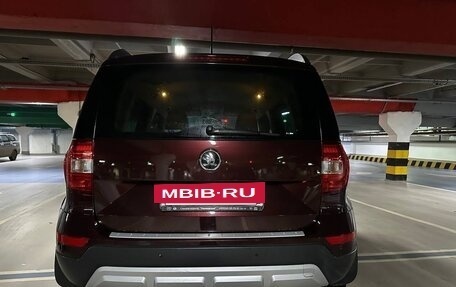 Skoda Yeti I рестайлинг, 2014 год, 1 150 000 рублей, 20 фотография