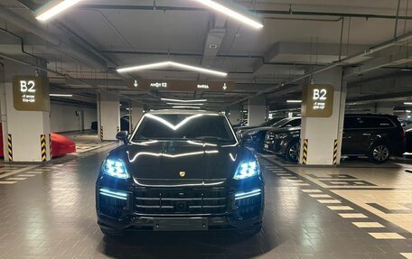 Porsche Cayenne III, 2025 год, 25 000 000 рублей, 10 фотография