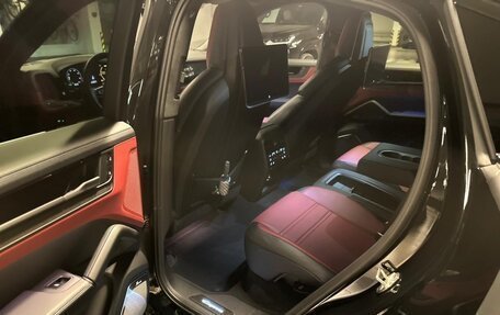 Porsche Cayenne III, 2025 год, 25 000 000 рублей, 23 фотография