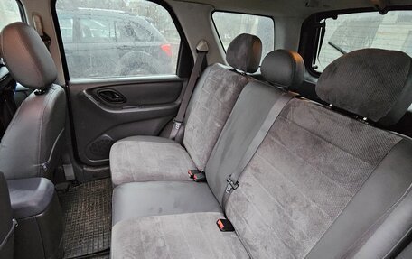 Ford Escape II, 2005 год, 300 000 рублей, 10 фотография