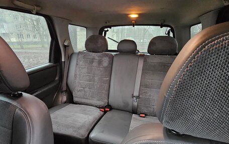 Ford Escape II, 2005 год, 300 000 рублей, 8 фотография