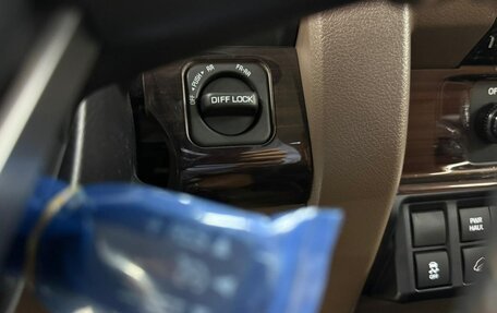 Toyota Land Cruiser 70, 2025 год, 9 320 000 рублей, 8 фотография