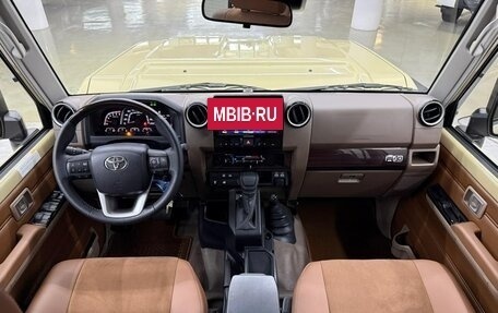 Toyota Land Cruiser 70, 2025 год, 9 320 000 рублей, 5 фотография