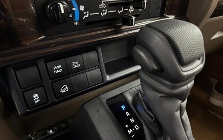 Toyota Land Cruiser 70, 2025 год, 9 320 000 рублей, 11 фотография