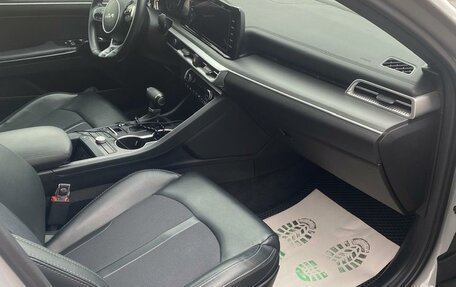 KIA K5, 2022 год, 2 750 000 рублей, 12 фотография