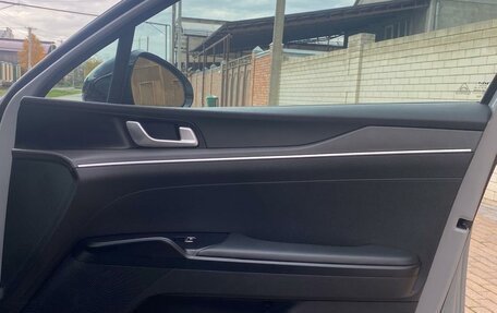 KIA K5, 2022 год, 2 750 000 рублей, 17 фотография