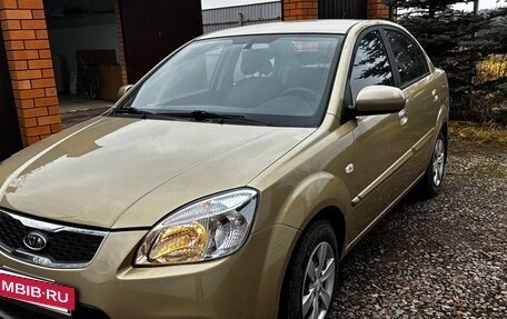 KIA Rio II, 2011 год, 820 000 рублей, 4 фотография