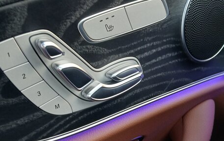 Mercedes-Benz E-Класс, 2020 год, 3 950 000 рублей, 14 фотография