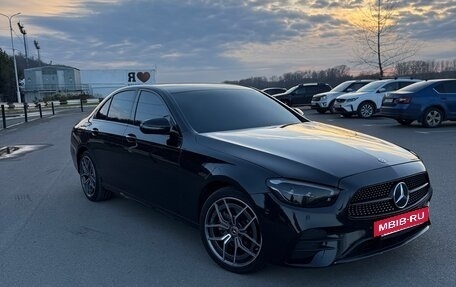 Mercedes-Benz E-Класс, 2020 год, 4 800 000 рублей, 2 фотография