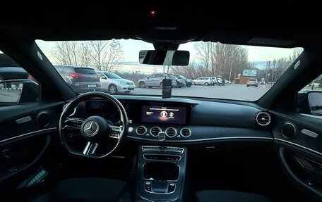 Mercedes-Benz E-Класс, 2020 год, 4 800 000 рублей, 15 фотография