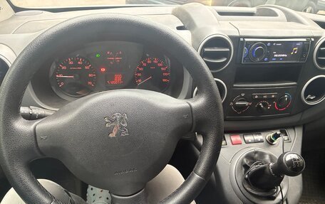 Peugeot Partner II рестайлинг 2, 2011 год, 650 000 рублей, 5 фотография