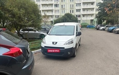 Peugeot Partner II рестайлинг 2, 2011 год, 650 000 рублей, 1 фотография