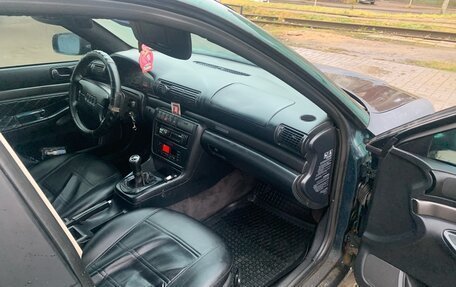 Audi A4, 1995 год, 270 000 рублей, 2 фотография