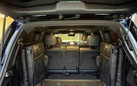 Toyota Land Cruiser 200, 2018 год, 5 930 000 рублей, 12 фотография