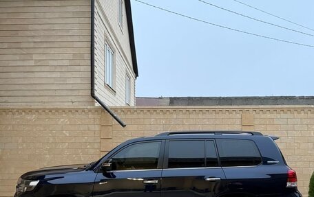 Toyota Land Cruiser 200, 2018 год, 5 930 000 рублей, 19 фотография