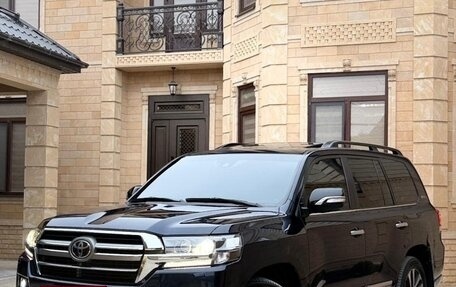 Toyota Land Cruiser 200, 2018 год, 5 930 000 рублей, 17 фотография