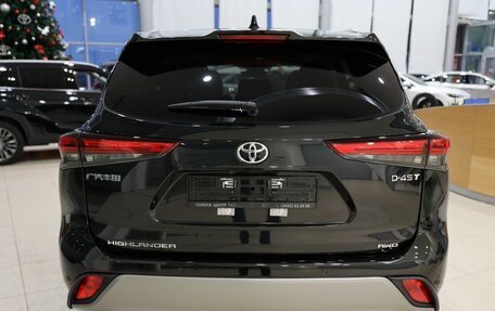 Toyota Highlander, 2025 год, 6 000 000 рублей, 6 фотография