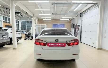 Toyota Camry, 2013 год, 1 919 000 рублей, 5 фотография