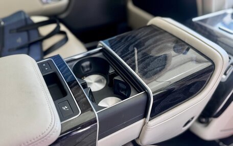 Land Rover Range Rover IV рестайлинг, 2020 год, 8 400 000 рублей, 17 фотография