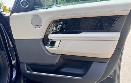 Land Rover Range Rover IV рестайлинг, 2020 год, 8 400 000 рублей, 24 фотография