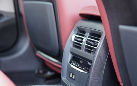 BMW 3 серия, 2022 год, 3 500 000 рублей, 11 фотография