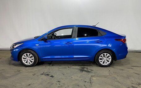 Hyundai Solaris II рестайлинг, 2017 год, 1 350 000 рублей, 4 фотография