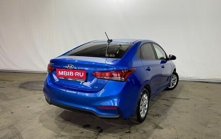 Hyundai Solaris II рестайлинг, 2017 год, 1 350 000 рублей, 5 фотография