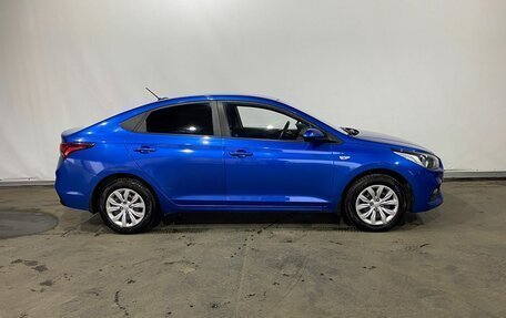 Hyundai Solaris II рестайлинг, 2017 год, 1 350 000 рублей, 8 фотография