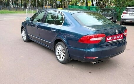 Skoda Superb III рестайлинг, 2013 год, 920 000 рублей, 4 фотография