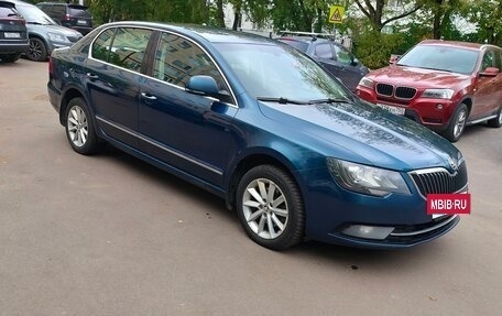 Skoda Superb III рестайлинг, 2013 год, 920 000 рублей, 2 фотография