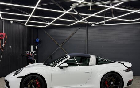 Porsche 911, 2020 год, 18 000 000 рублей, 2 фотография