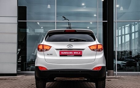 Hyundai ix35 I рестайлинг, 2014 год, 1 500 000 рублей, 4 фотография