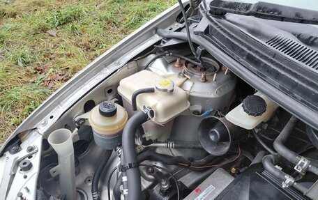 Mazda MPV II, 2002 год, 365 000 рублей, 16 фотография