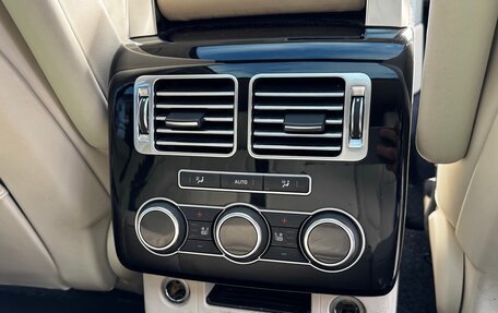 Land Rover Range Rover IV рестайлинг, 2013 год, 3 500 000 рублей, 16 фотография