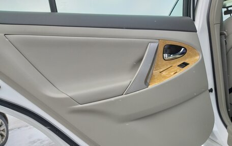 Toyota Camry, 2006 год, 1 250 000 рублей, 18 фотография