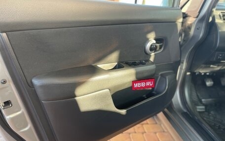 Nissan Tiida, 2012 год, 905 000 рублей, 19 фотография