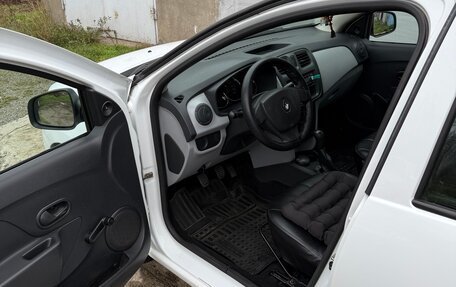 Renault Logan II, 2014 год, 625 000 рублей, 9 фотография