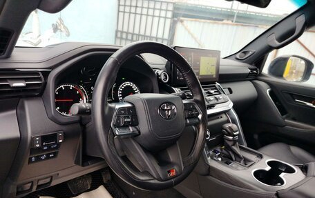 Toyota Land Cruiser, 2023 год, 12 589 500 рублей, 6 фотография