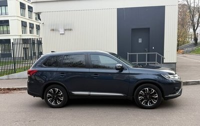 Mitsubishi Outlander III рестайлинг 3, 2020 год, 1 879 999 рублей, 1 фотография