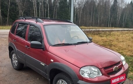 Chevrolet Niva I рестайлинг, 2012 год, 630 000 рублей, 1 фотография