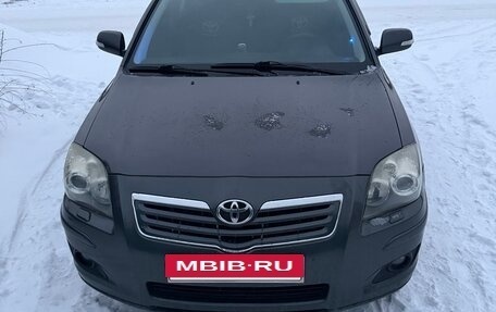 Toyota Avensis III рестайлинг, 2007 год, 1 100 000 рублей, 2 фотография