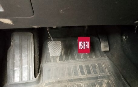 Hyundai Solaris II рестайлинг, 2011 год, 950 000 рублей, 5 фотография